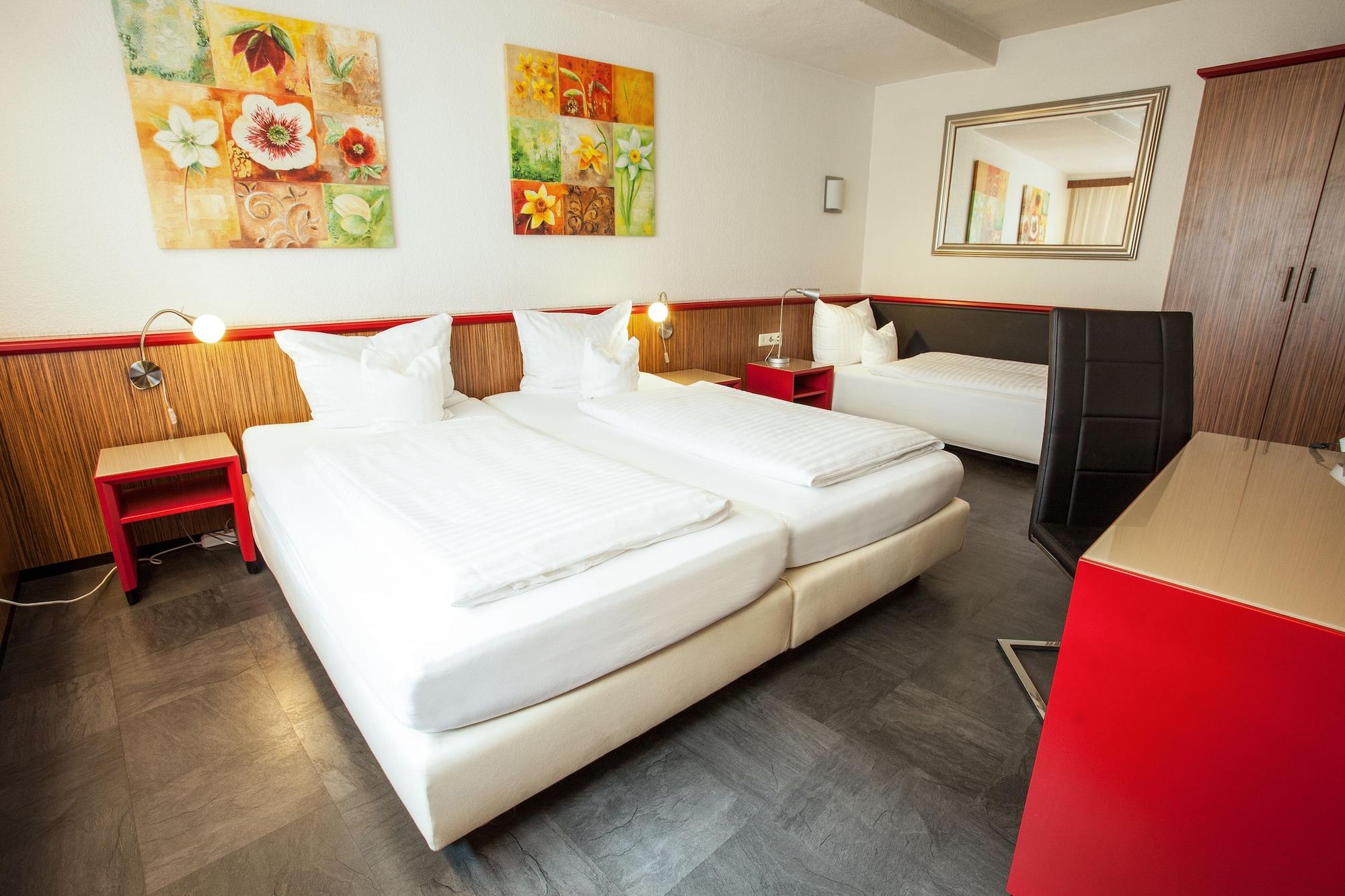 Trip Inn Hotel Ariane Cologne Exterior photo