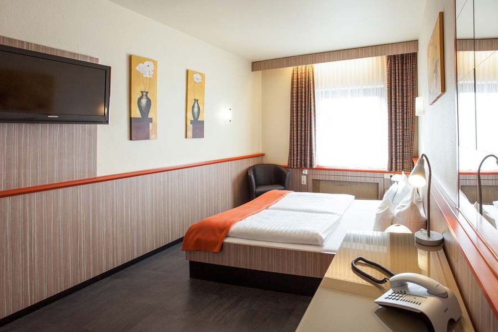 Trip Inn Hotel Ariane Cologne Exterior photo